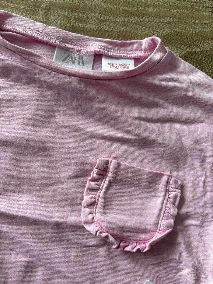 Tee shirt rose ZARA t.9m - photo numéro 2