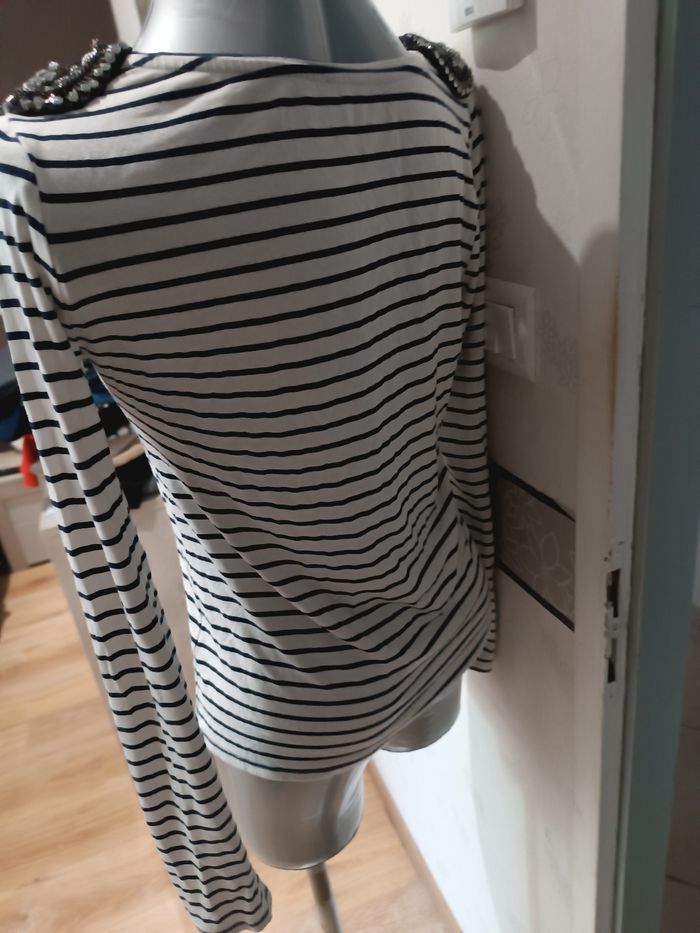 Haut femme t1 - photo numéro 6