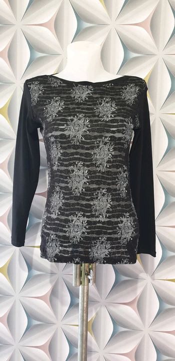 Haut noir transparent