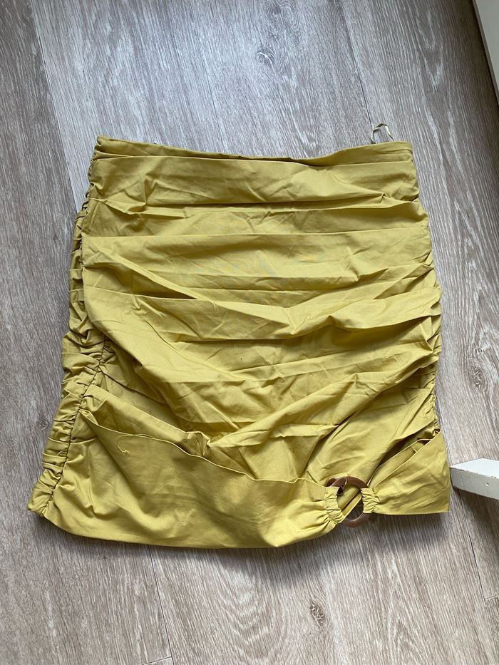 Jupe froncé drapée moulante Zara - photo numéro 3