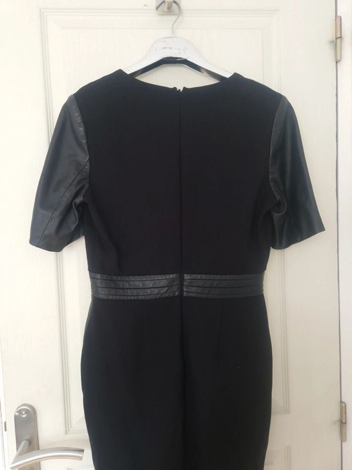 Jolie robe noir avec détails en cuir d'agneau the kooples taille M/38 - photo numéro 6