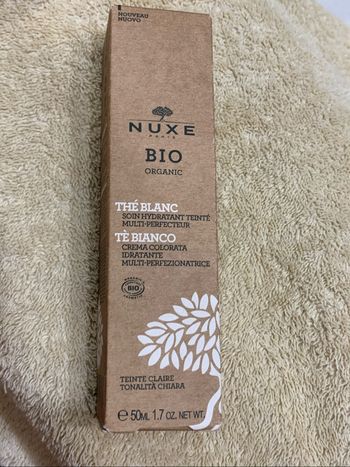 Nuxe bio thé blanc crème teintée