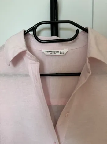 Chemise rose Stradivarius