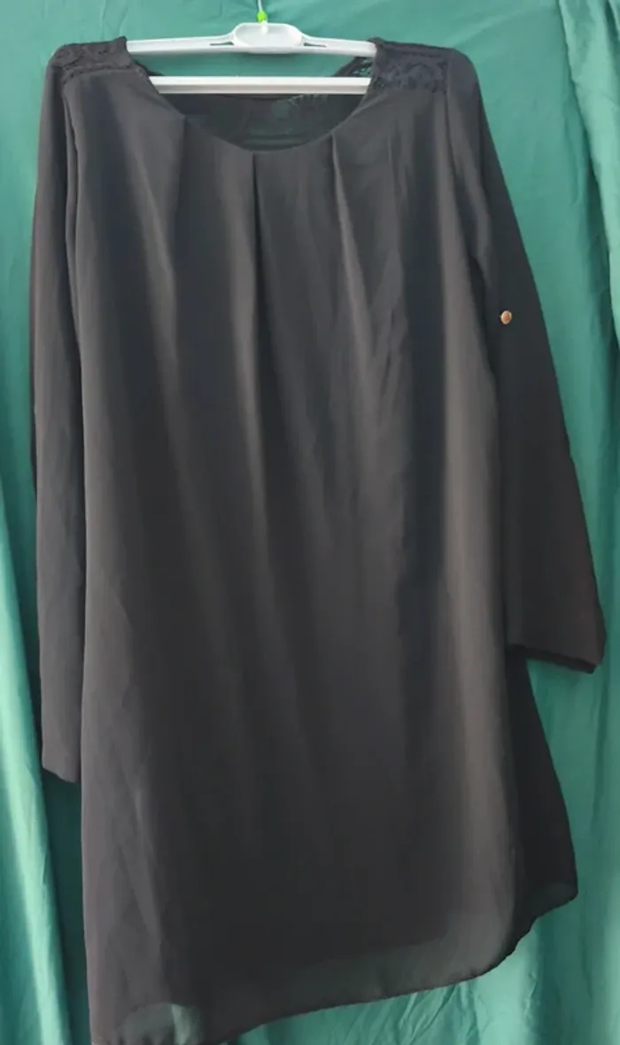 Tunique noire