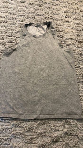 Débardeur gris taille 40