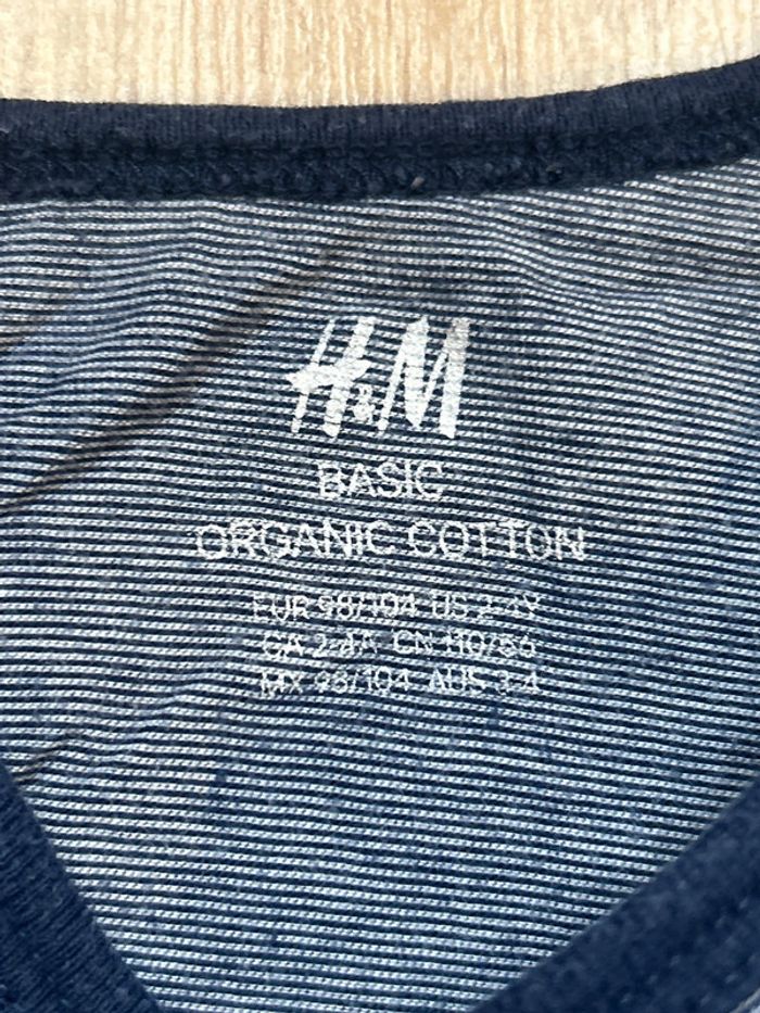 Débardeur H&M taille 2-4 ans 98-104 - photo numéro 2