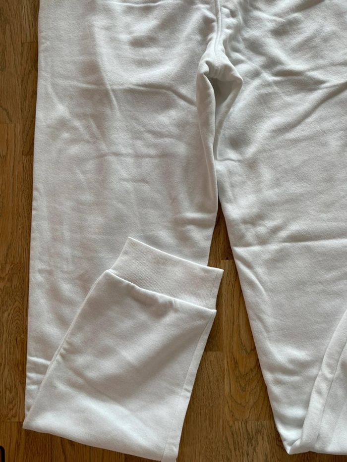 Jogging blanc neuf - photo numéro 10