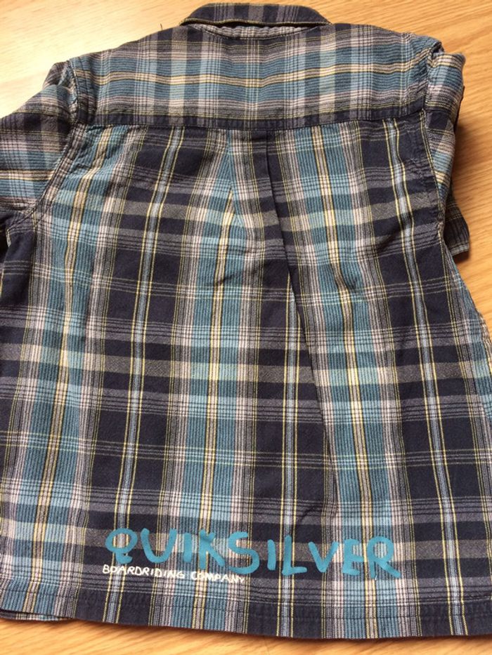 2 chemises manches longues#quicksilver#4 Ans - photo numéro 4