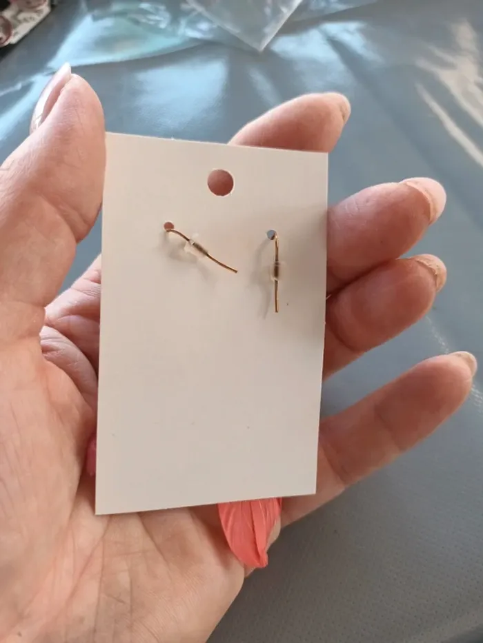 Boucle fantaisie corail et doré - photo numéro 3