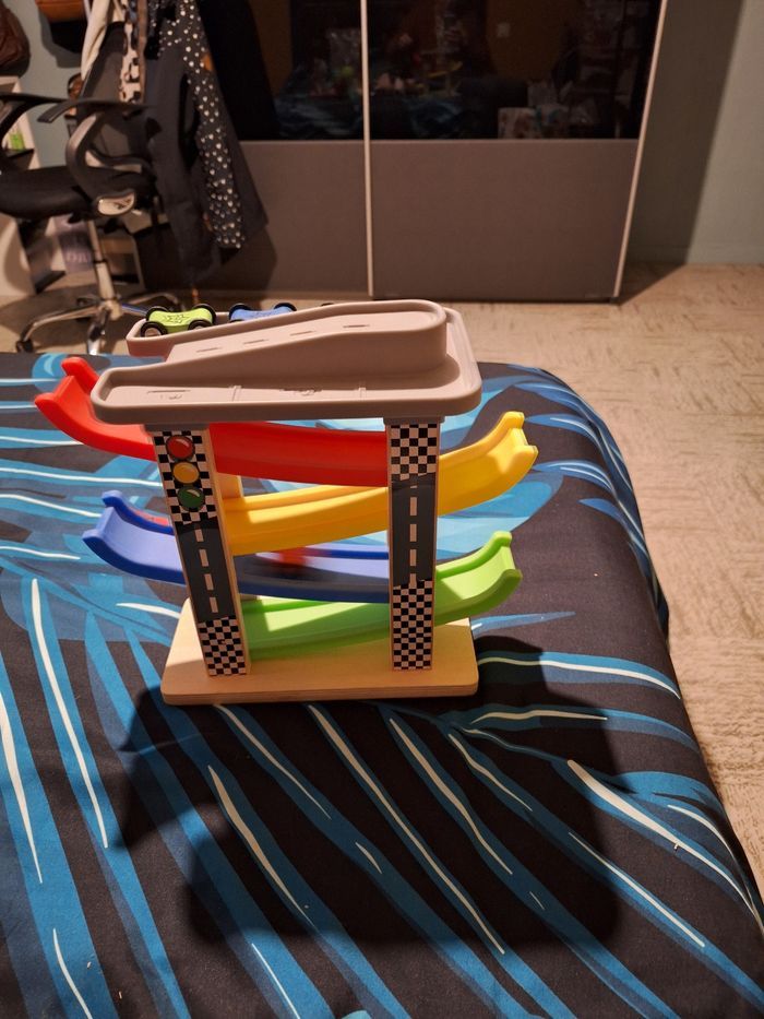 Circuit rampe voitures en bois - photo numéro 3