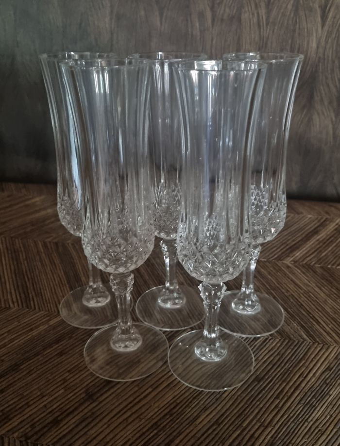 Ensemble de verres à pieds 16 pièces en Cristal - photo numéro 8
