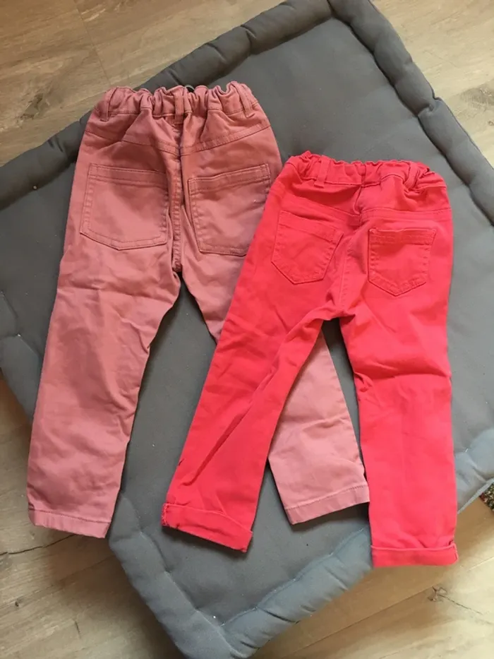 Lot de 2 pantalons petite fille 24 mois - photo numéro 2