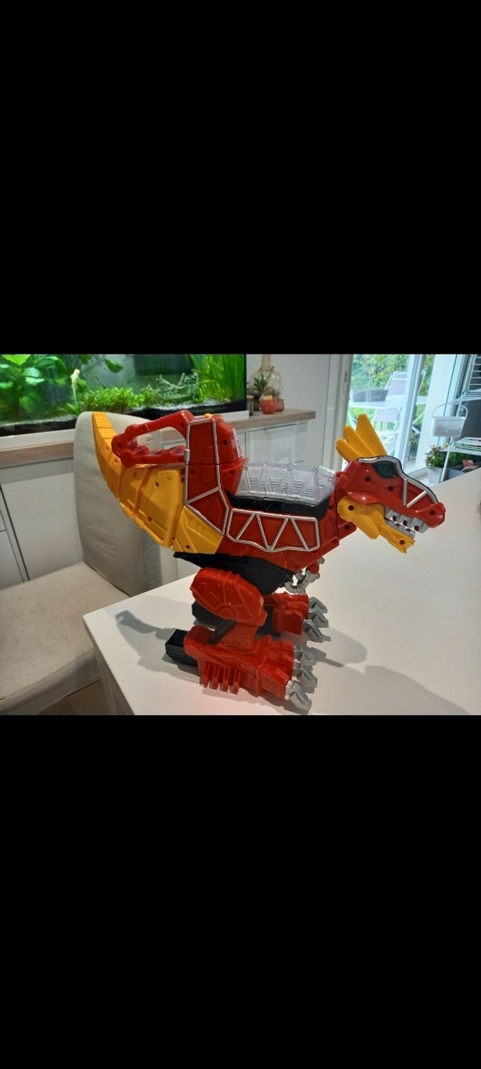 Dinosaure Power rangers T-rex