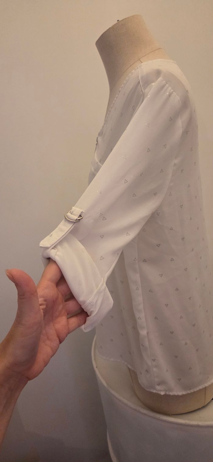 Blouse Cache Cache blanche  fluide & élégante – détails zippés – T38 – excellent état - photo numéro 5