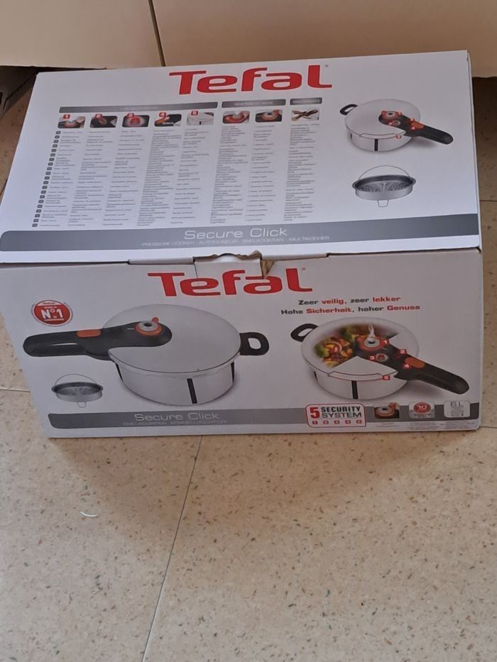 Cocotte-minute inox Tefal neuf - photo numéro 9