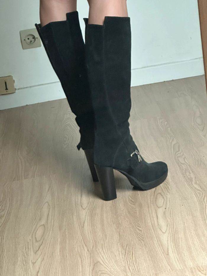 Bottes hautes daim noir San Marina t38 - photo numéro 9