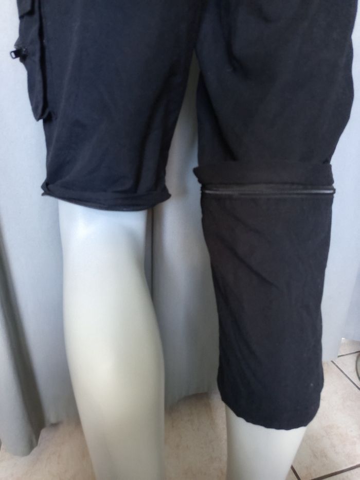 Pantacourt/ short homme - photo numéro 3