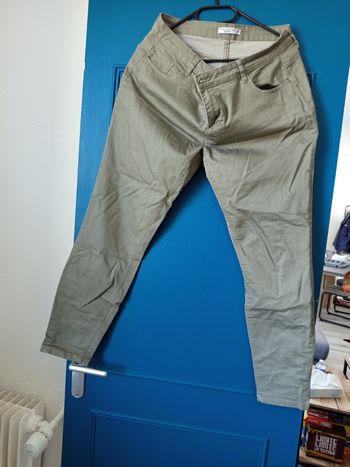 Pantalon femme kaki