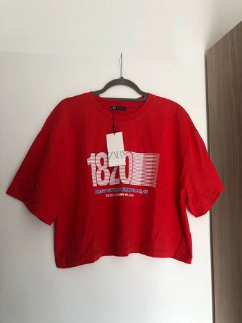 Superbe beau t-shirt court crop loose Zara neuf avec étiquette taille M