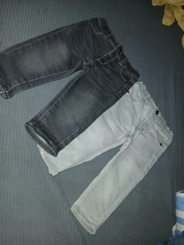 Jeans 12mois - photo numéro 2