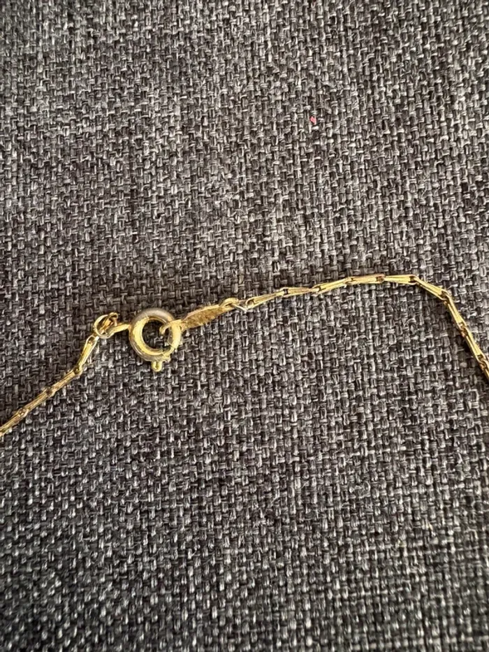 Ensemble collier/ boucle d’oreilles et pin’s - photo numéro 6