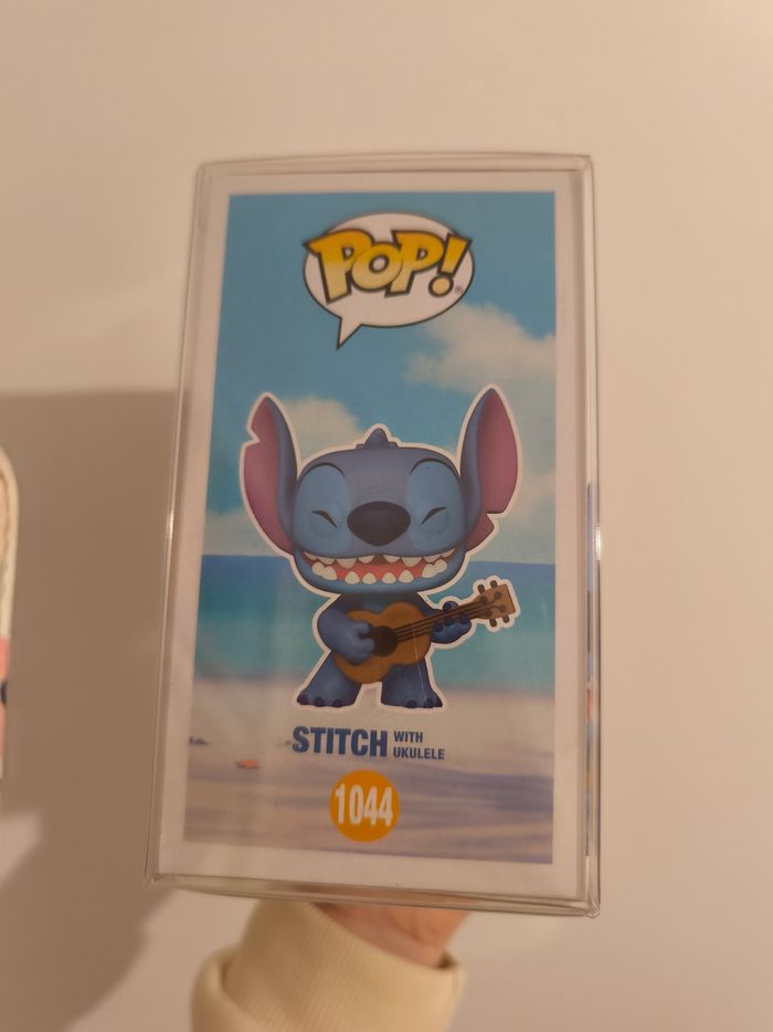 Funko pop Disney figurine Stitch ukulele 1044 - photo numéro 4
