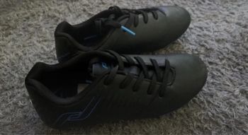 Chaussures de foot pro touch