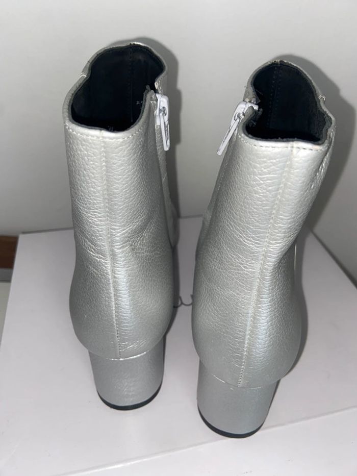 🌼Bottines argentées Karl Marc John🌼 - photo numéro 3