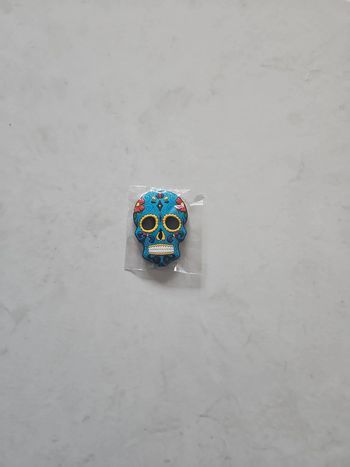 Magnet tête de mort Neuf cont6