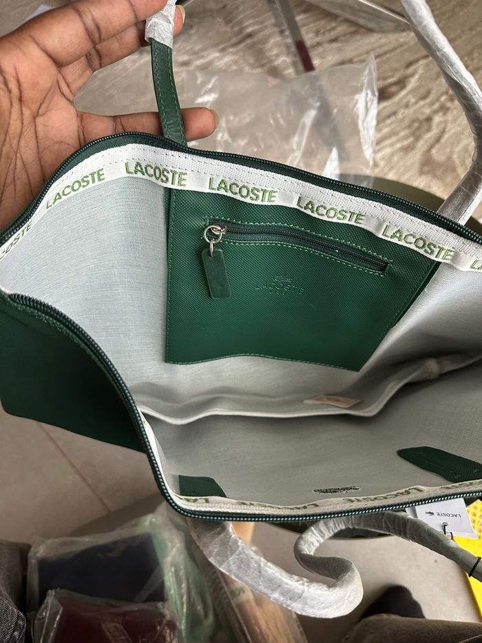 Sac à main marque Lacoste - photo numéro 6
