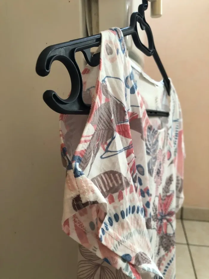Lot de 2 t. Shirt Armand thiery taille 1 - photo numéro 7