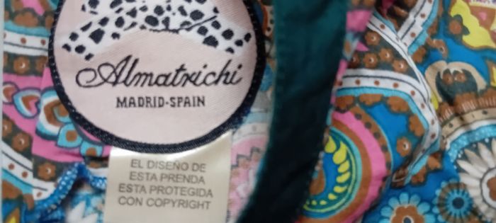 Robe Almatrichi 10 ans - photo numéro 3