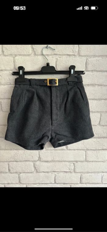 Short en laine le petit magicien taille 8 ans