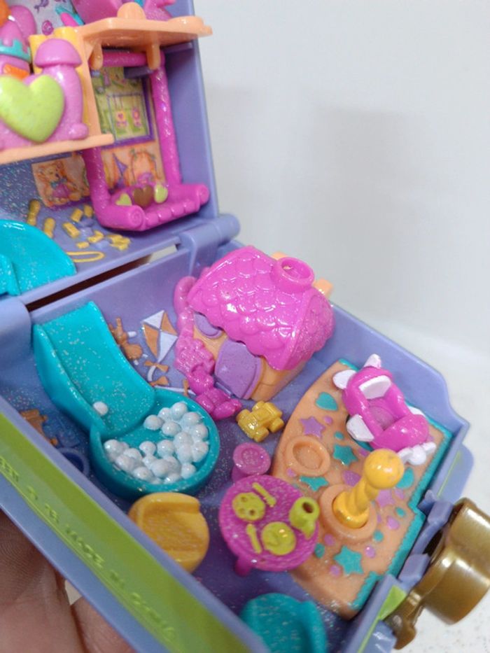 Polly pocket bluebird livre Book toy fun land pays jouet v 5 violet purple playhouse complet vintage - photo numéro 11