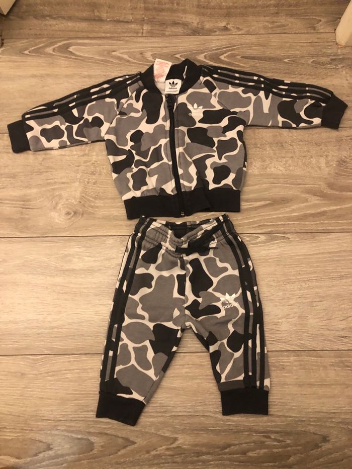 Ensemble adidas 3/6 mois