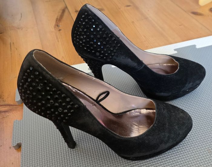 Talons noir 38 - photo numéro 2