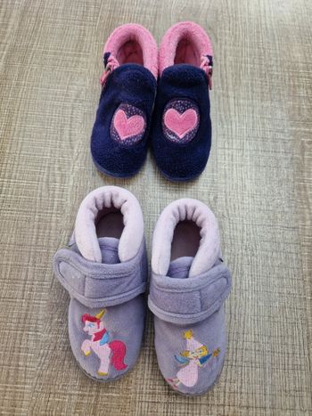 Chaussons Isotoner 24 en bon état