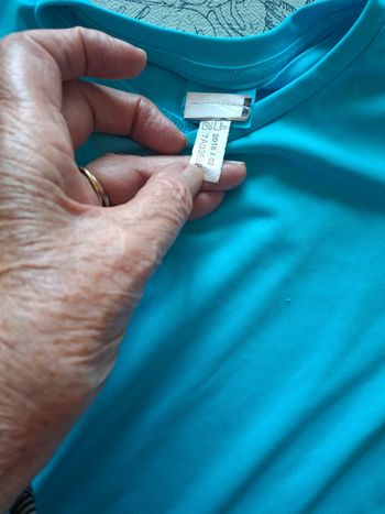 tee shirt anti UV turquoise plus d'etiquette de taille verifiez vos mesures MIXTE