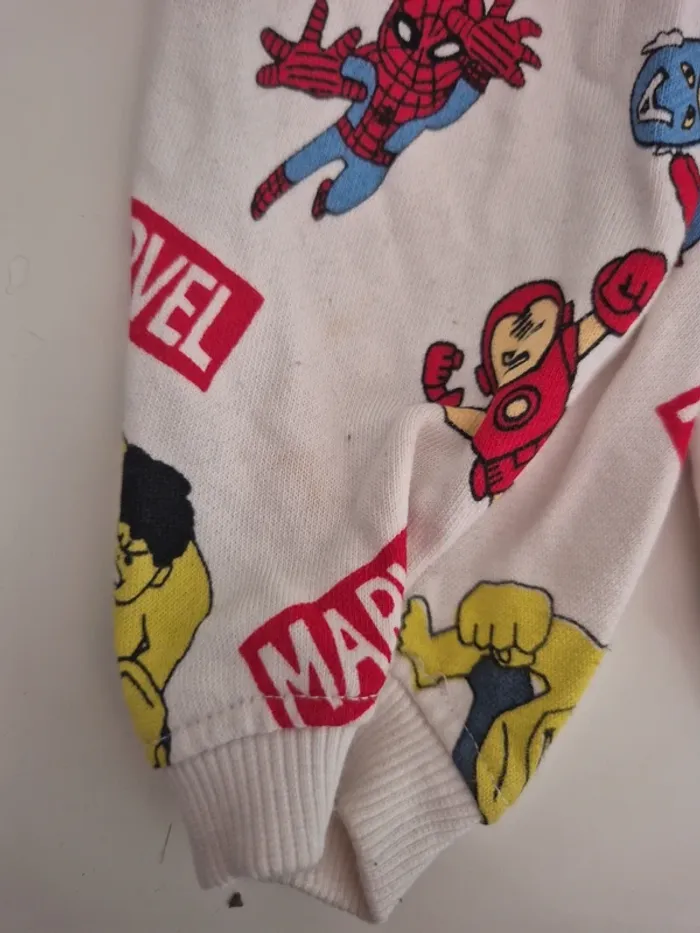 Pantalon marvel 6 mois - photo numéro 4