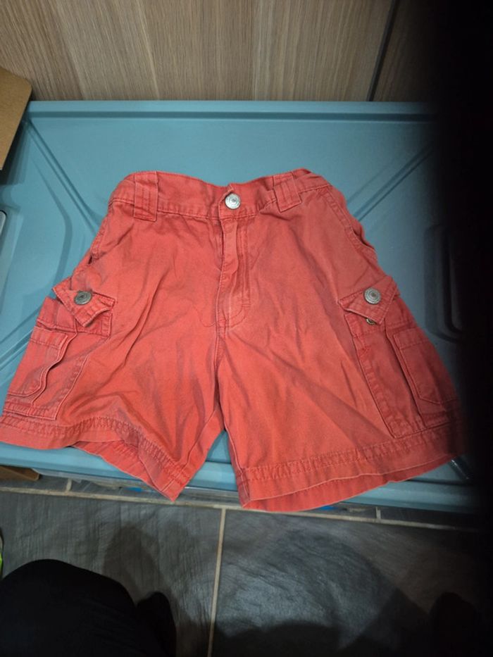 Short orange