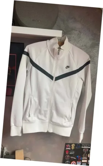 Sweat haut de sport blanc et noir Nike Sportwear taille M femme