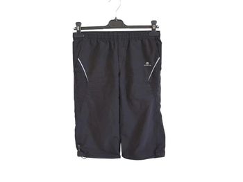 C58 Bermuda noir Domyos 12 ans