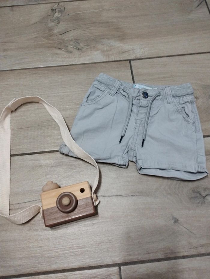 Short gris