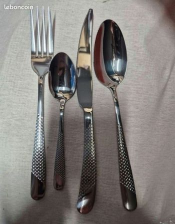 Lot de 6 x 4 couverts de table en inox neuf