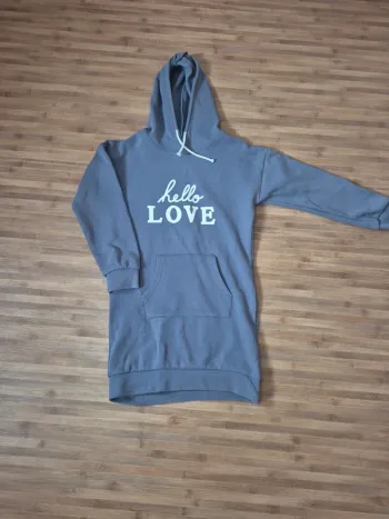 Robe capuche