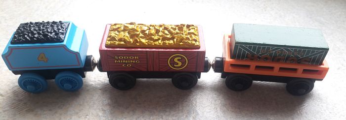 Locomotive et wagons - photo numéro 8