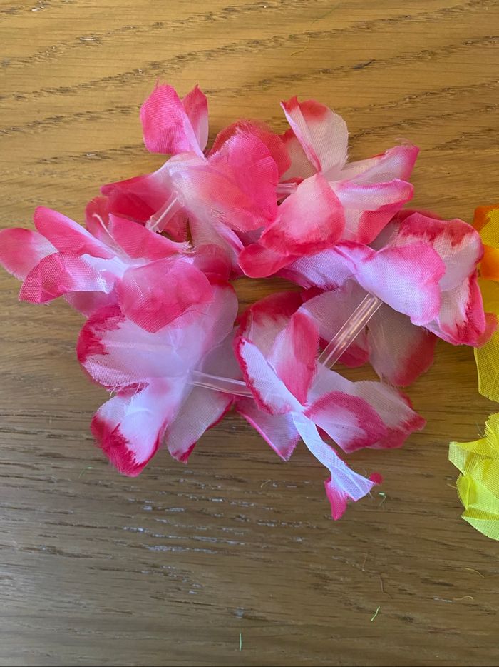 Amazon Lot de 15 bracelets fleuris Hawaïens - photo numéro 4