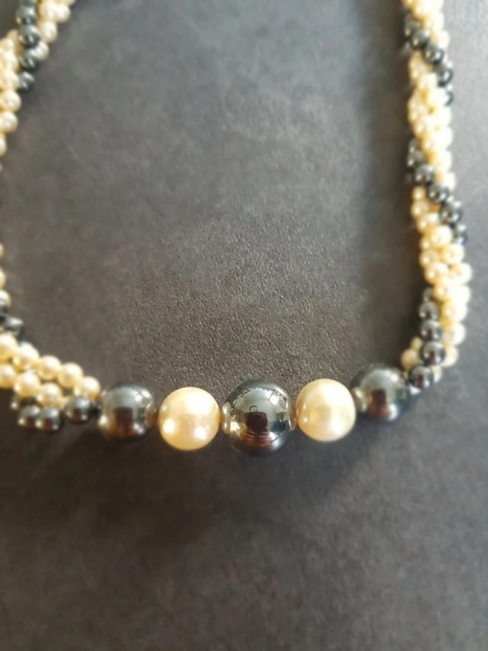 Collier perles noir et ivoire nacrées - photo numéro 3