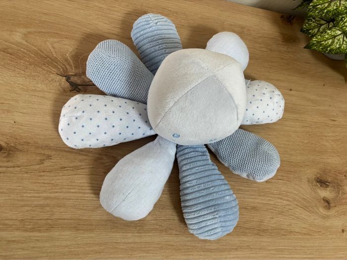 Doudou pieuvre bleu  activités grelot eveil bébé nattou - photo numéro 3