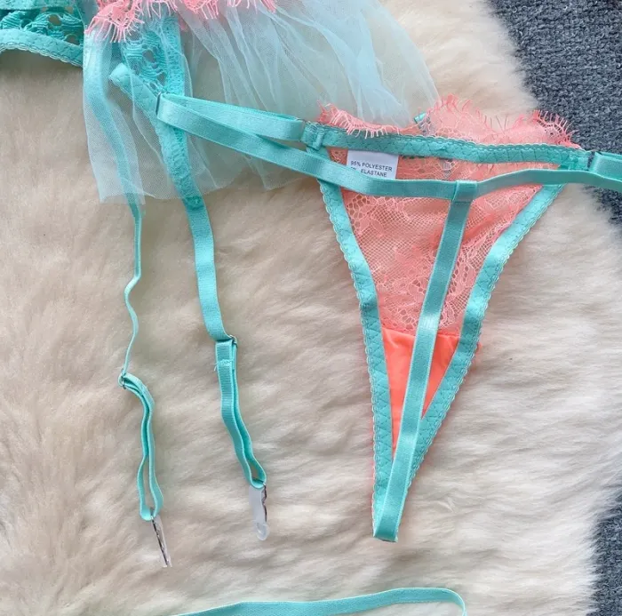 Ensemble lingerie dentelle turquoise & rose clair  – Neuf, Taille S - photo numéro 8